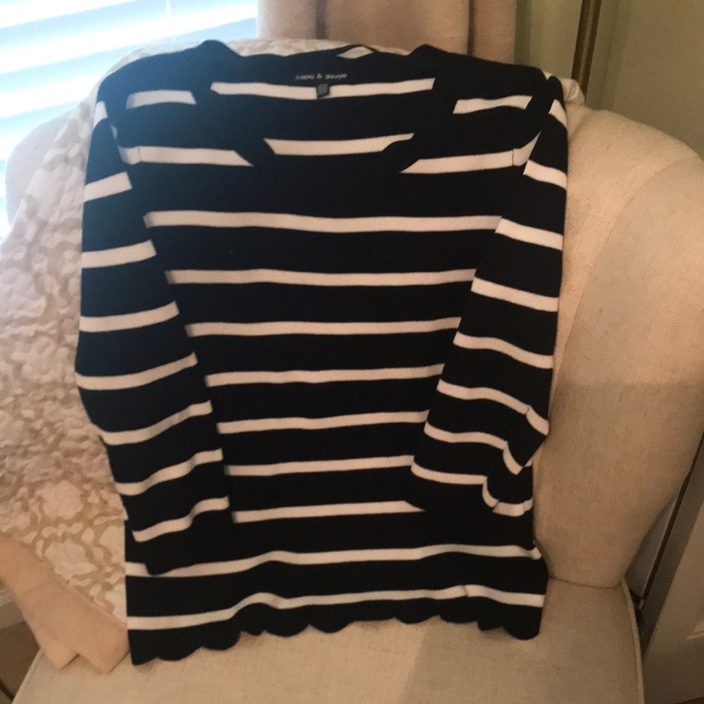 Cable and Gauge Medium black and white stripped sweater